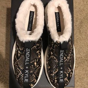 Kendall & Kylie slip on sneaker
